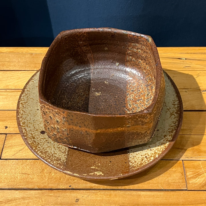 Robert Briscoe Stoneware Bowl/Plate Set (1)