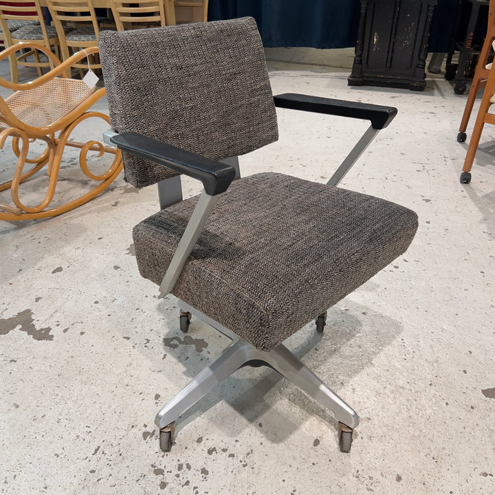 Goodform Model 3137 Aluminum Swivel Desk Chair
