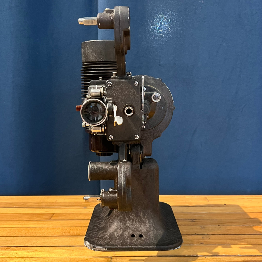 Bell & Howell Filmo 57 16mm Projector w/Case