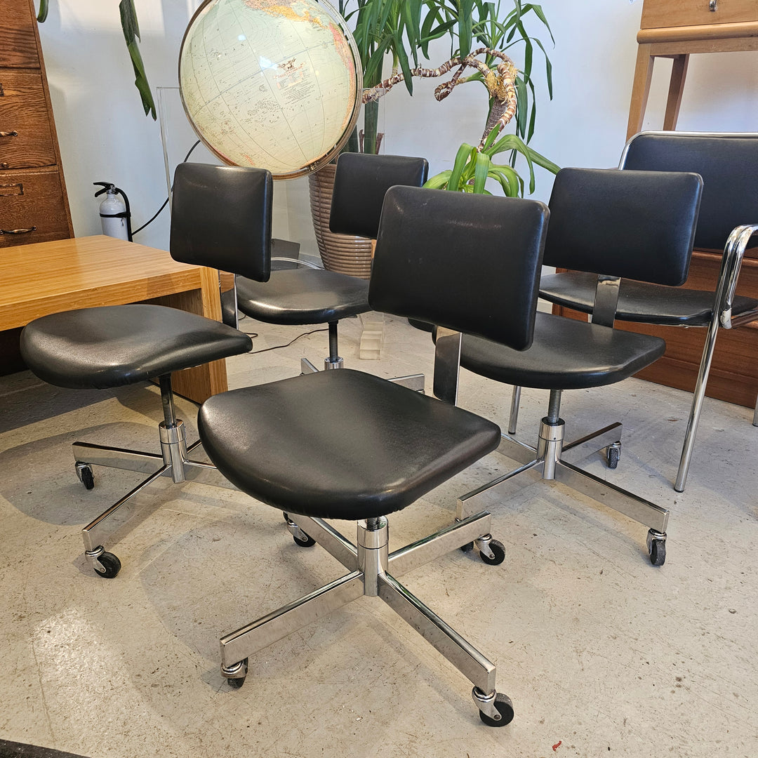1970s Steelcase Chrome/Vinyl Swivel Desk Chair