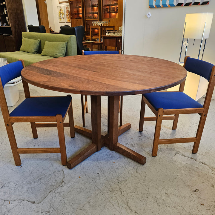 Round Dining Table